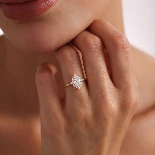 Vintage Style Moissanite Ring – A Touch of Classic Glamour