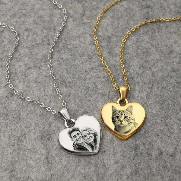 Custom Engraved Love Links Necklace - A Perfect Gift for Her